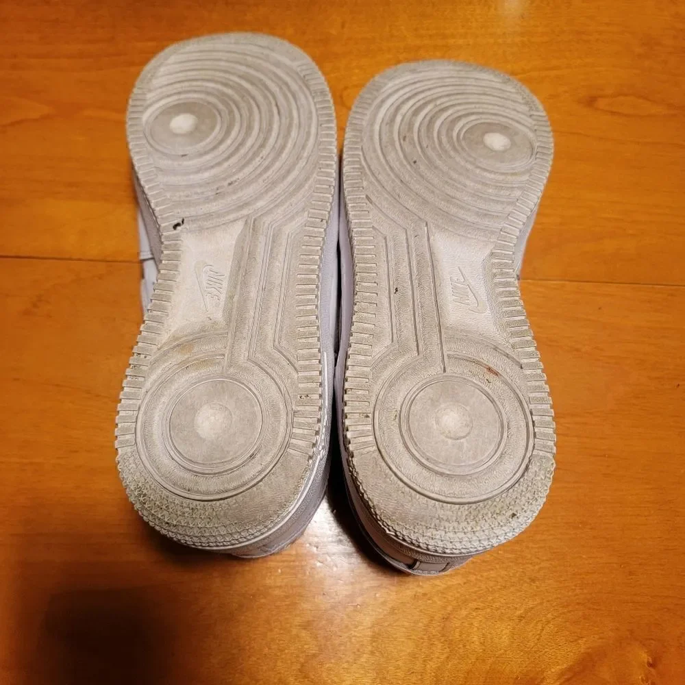 Nike Kids' Air Force 1 size 7